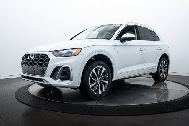 new 2025 Audi Q5 car, priced at $52,670