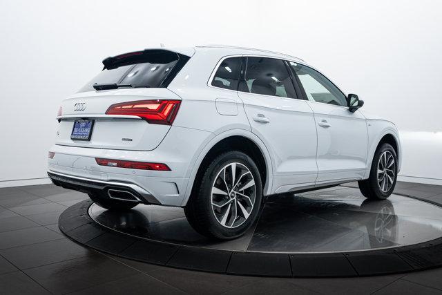 new 2025 Audi Q5 car, priced at $52,670