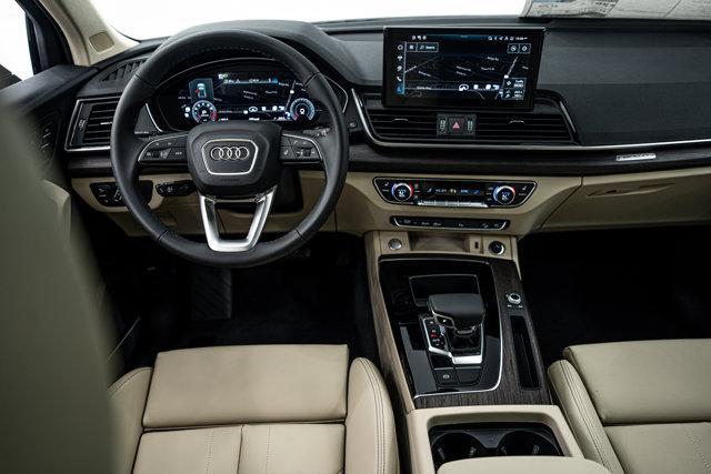 new 2025 Audi Q5 car, priced at $52,670