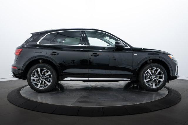 new 2025 Audi Q5 car, priced at $56,725