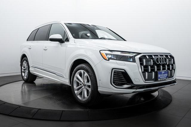 used 2025 Audi Q7 car, priced at $60,310
