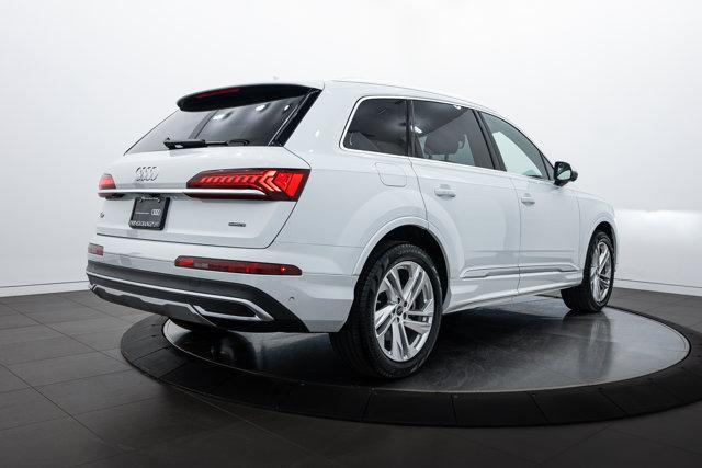 used 2024 Audi Q7 car, priced at $48,987
