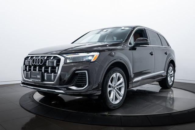 used 2025 Audi Q7 car, priced at $61,985