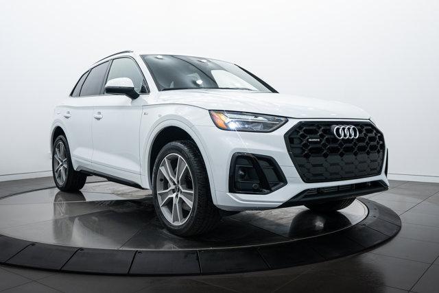 new 2025 Audi Q5 car, priced at $49,871