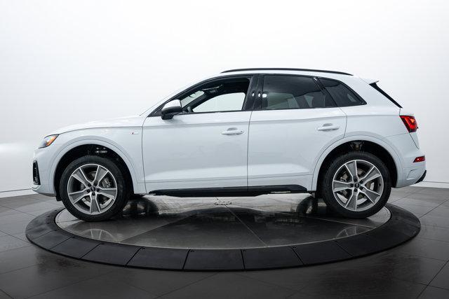 new 2025 Audi Q5 car, priced at $49,871