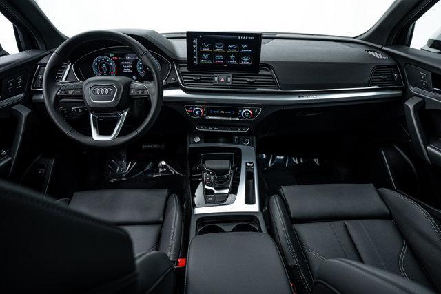 new 2025 Audi Q5 car, priced at $49,871