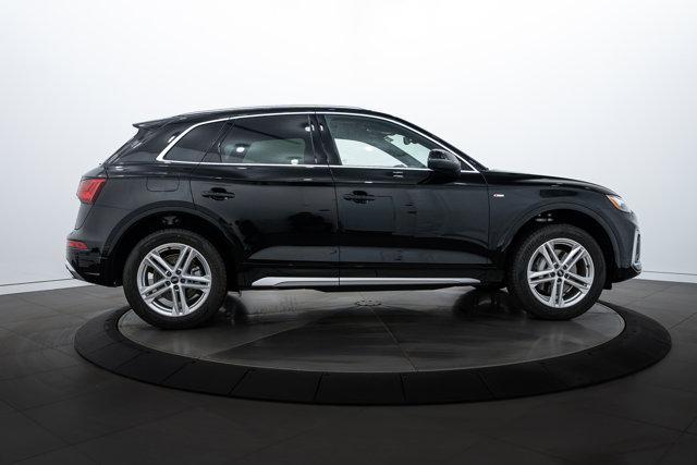 new 2025 Audi Q5 car, priced at $66,660