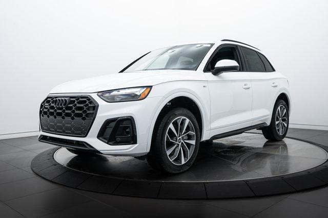 new 2024 Audi Q5 car, priced at $48,005