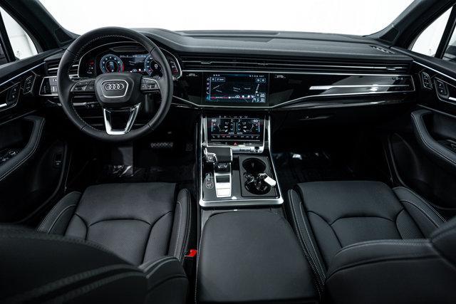 new 2025 Audi Q7 car, priced at $79,562
