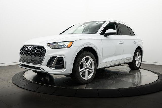 new 2024 Audi Q5 car, priced at $58,406