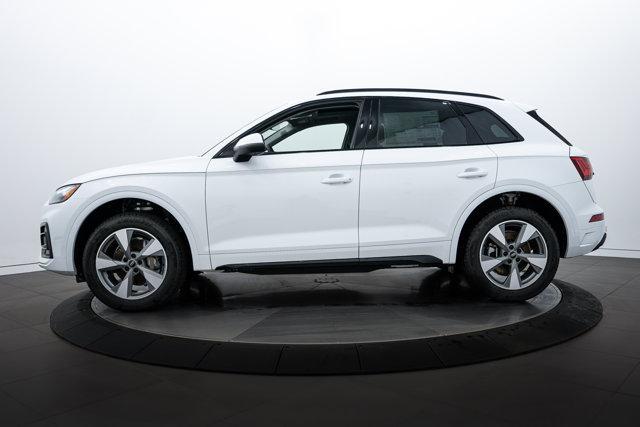 new 2025 Audi Q5 car, priced at $53,530