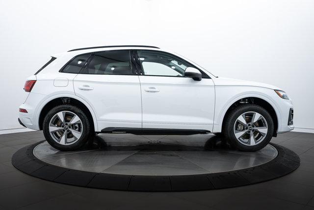 new 2025 Audi Q5 car, priced at $53,530