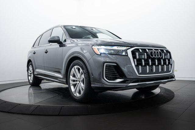new 2025 Audi Q7 car, priced at $81,705