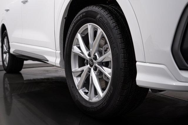 new 2025 Audi Q3 car, priced at $41,812