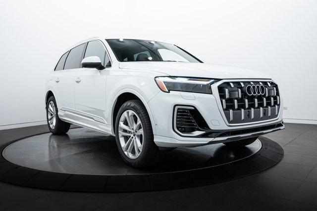 new 2025 Audi Q7 car, priced at $71,800