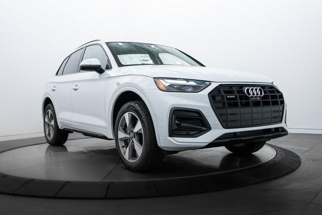 new 2025 Audi Q5 car, priced at $54,125