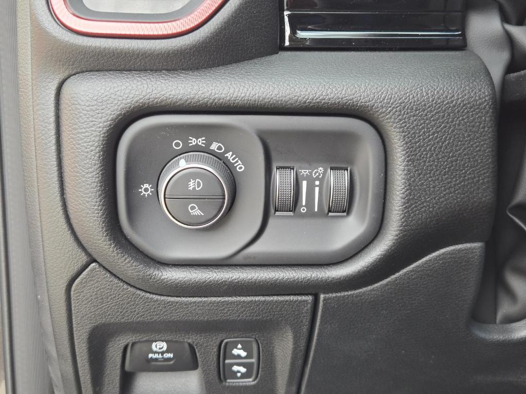new 2025 Ram 1500 car, priced at $73,660