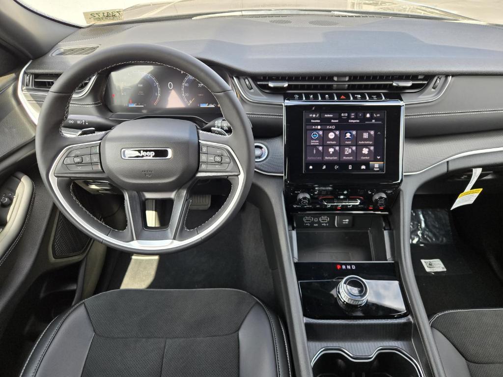 new 2025 Jeep Grand Cherokee car, priced at $48,375
