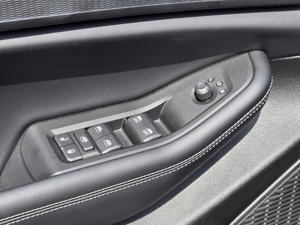 new 2025 Jeep Grand Cherokee car, priced at $48,375