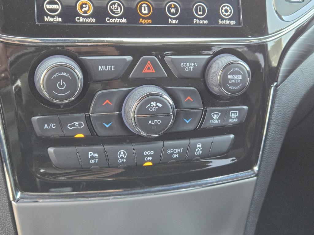 used 2021 Jeep Grand Cherokee car, priced at $30,998