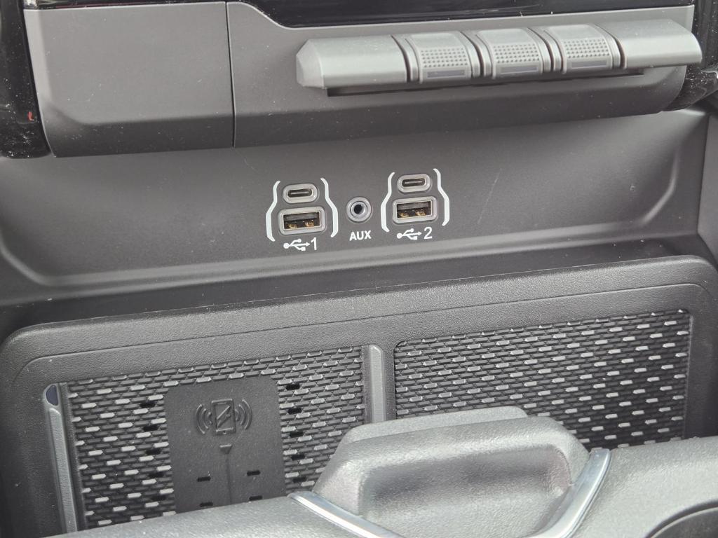 new 2025 Ram 1500 car, priced at $60,525