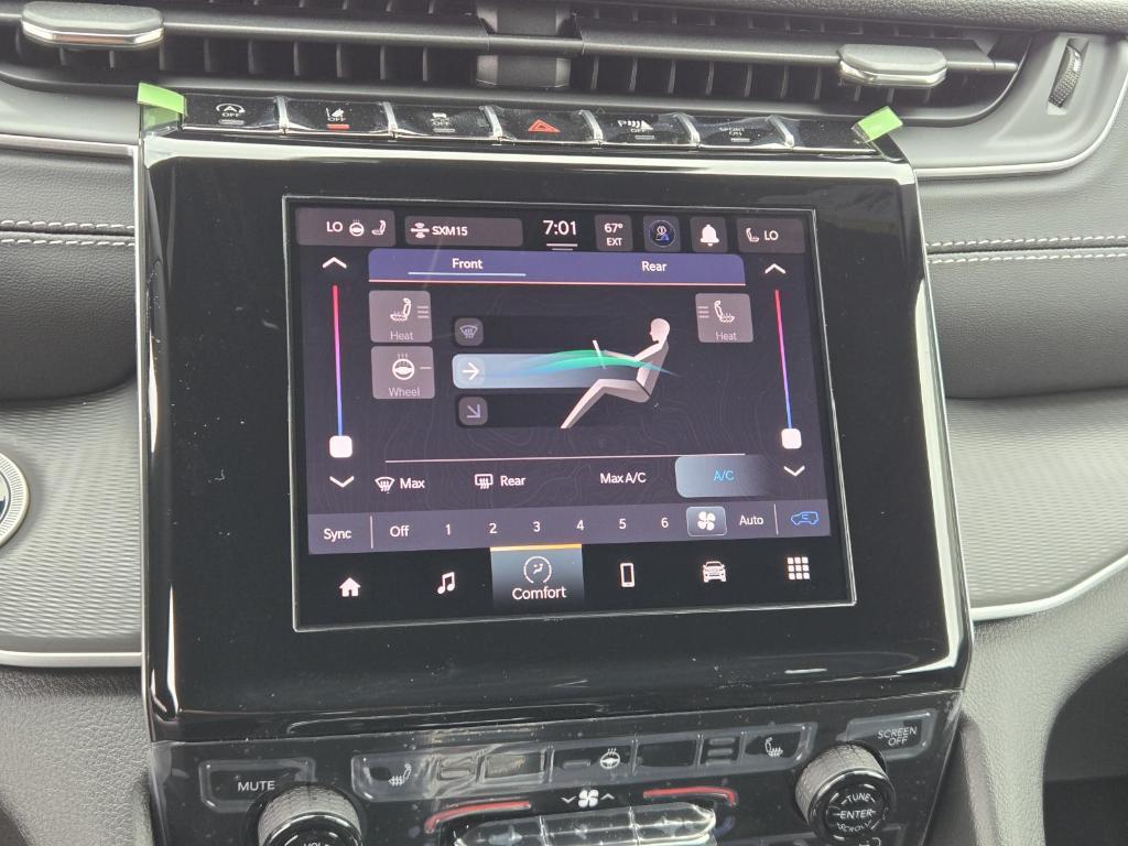new 2025 Jeep Grand Cherokee L car, priced at $48,375