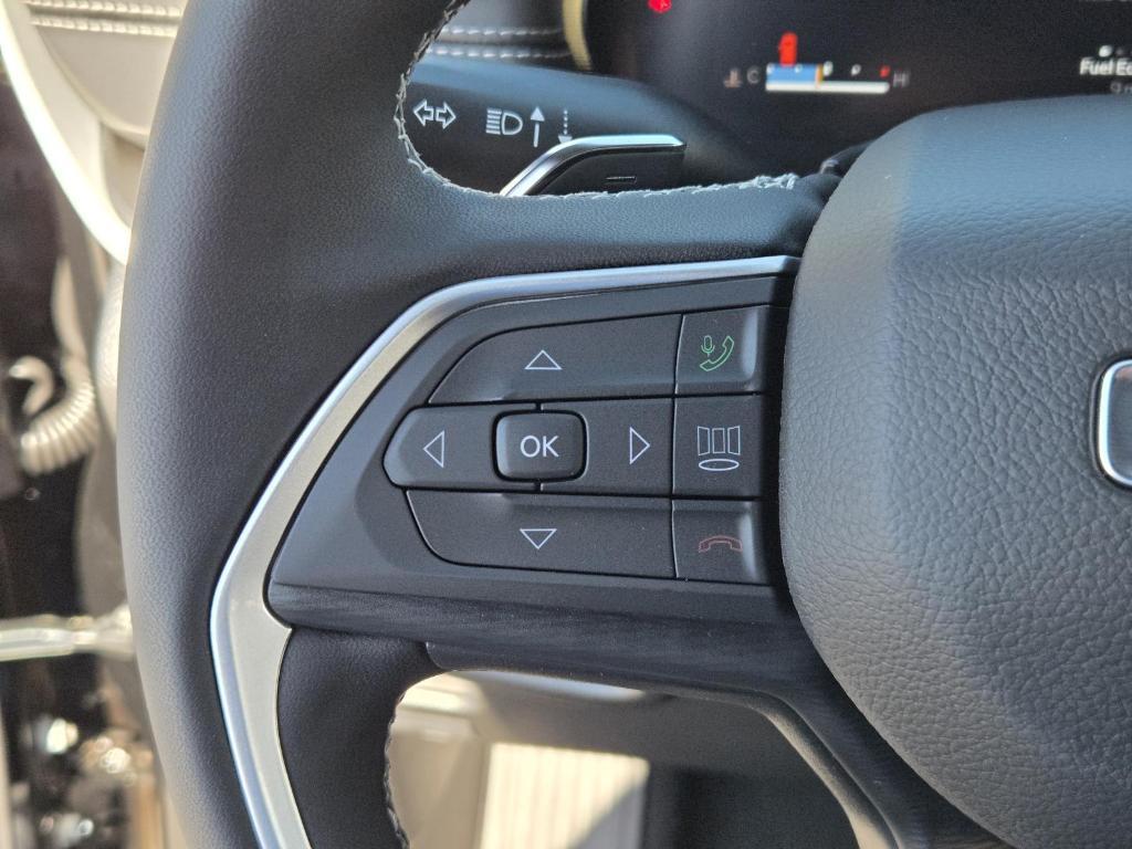 new 2025 Jeep Grand Cherokee L car, priced at $40,998