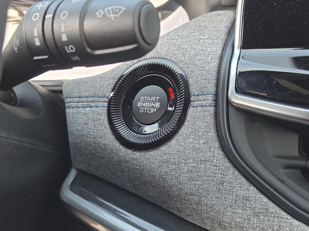 used 2025 Jeep Compass car, priced at $27,998