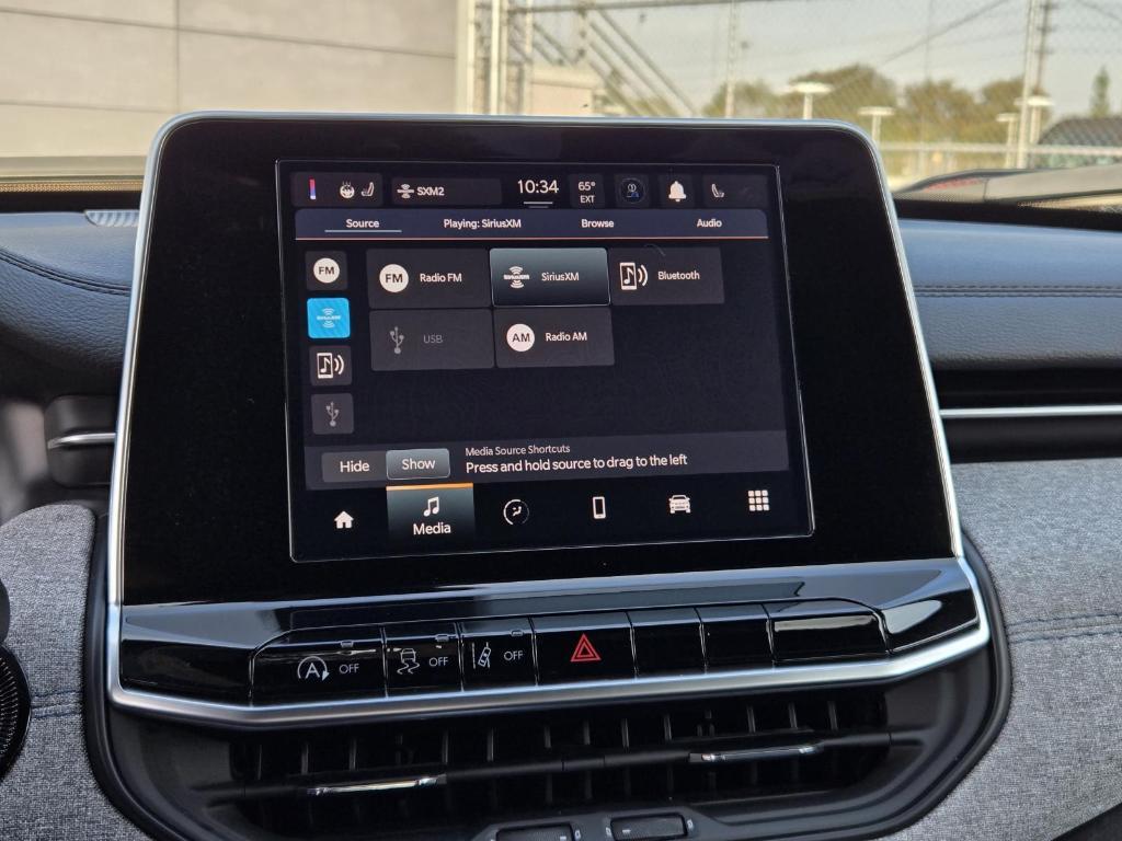 used 2025 Jeep Compass car, priced at $27,998