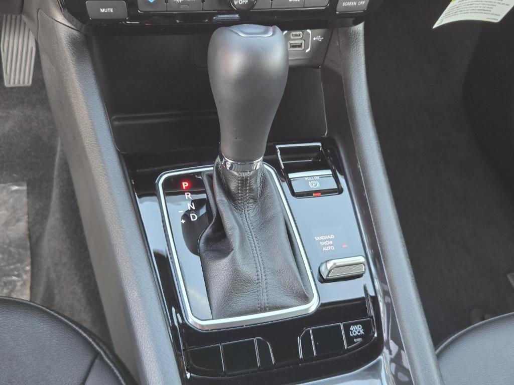 used 2025 Jeep Compass car, priced at $27,998