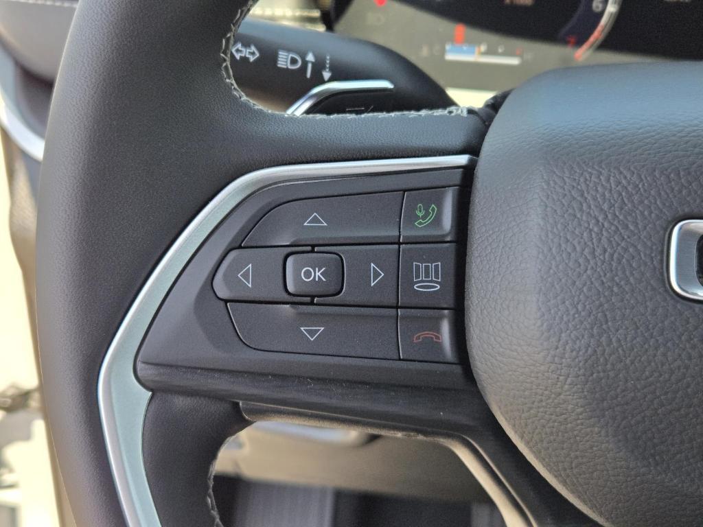 new 2025 Jeep Grand Cherokee L car, priced at $41,530