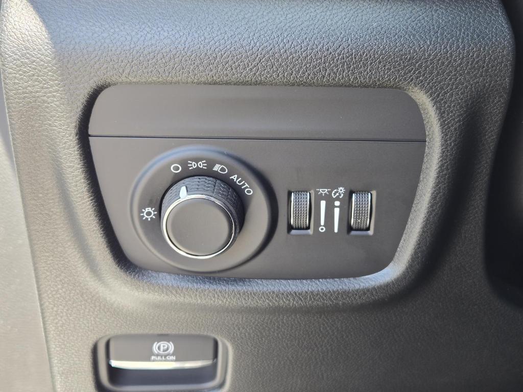 new 2025 Jeep Grand Cherokee L car, priced at $41,530