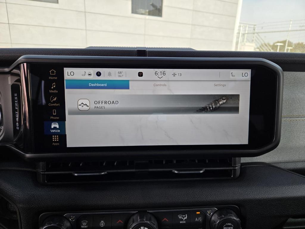 new 2026 Jeep Wrangler car, priced at $51,725