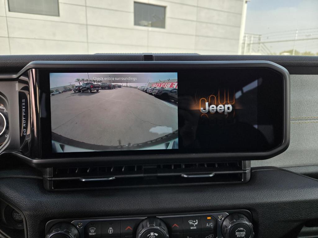 new 2026 Jeep Wrangler car, priced at $51,725