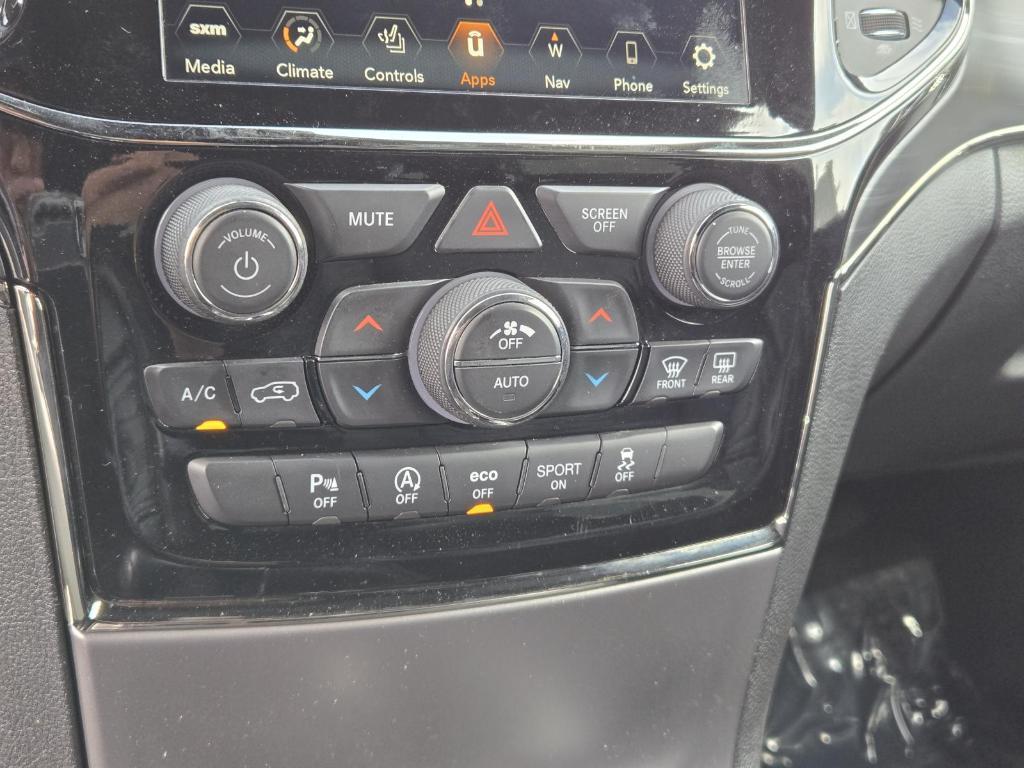 used 2020 Jeep Grand Cherokee car, priced at $27,998
