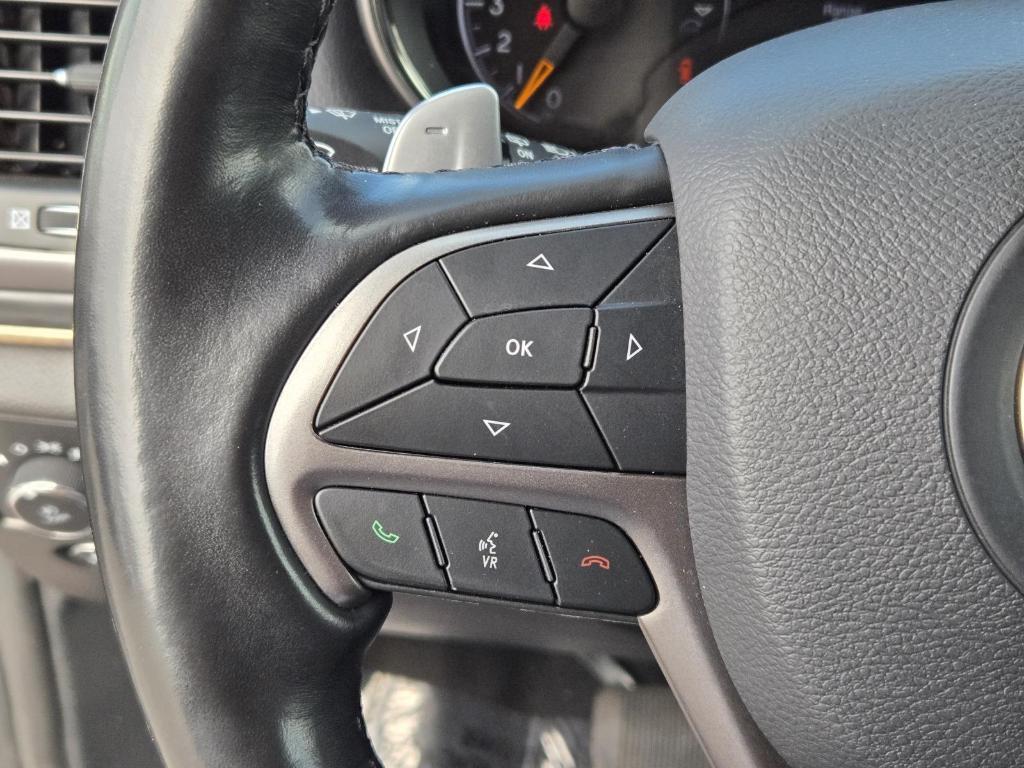 used 2020 Jeep Grand Cherokee car, priced at $27,998