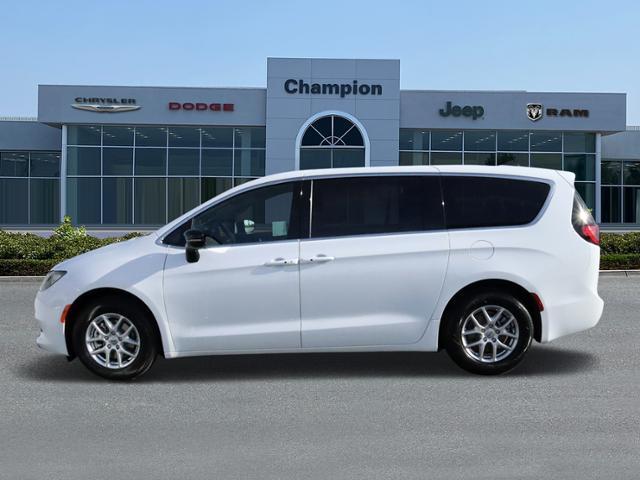 new 2025 Chrysler Voyager car