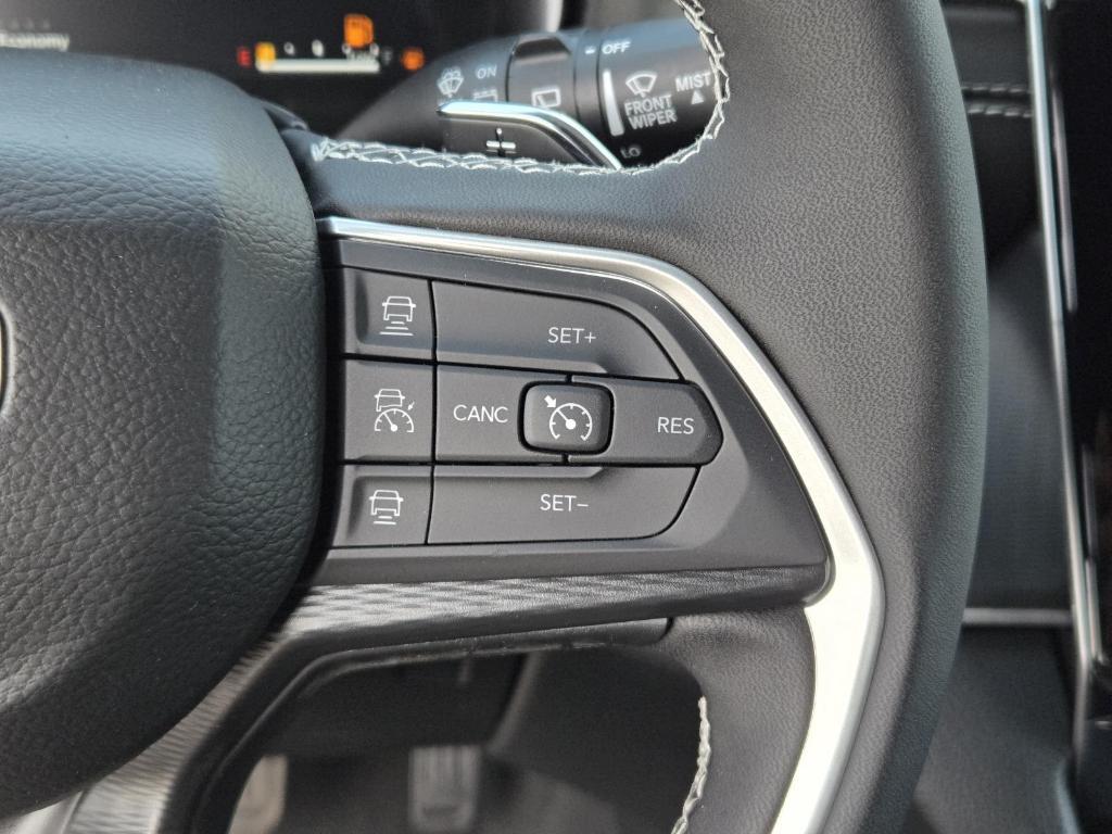 new 2025 Jeep Grand Cherokee car, priced at $47,250