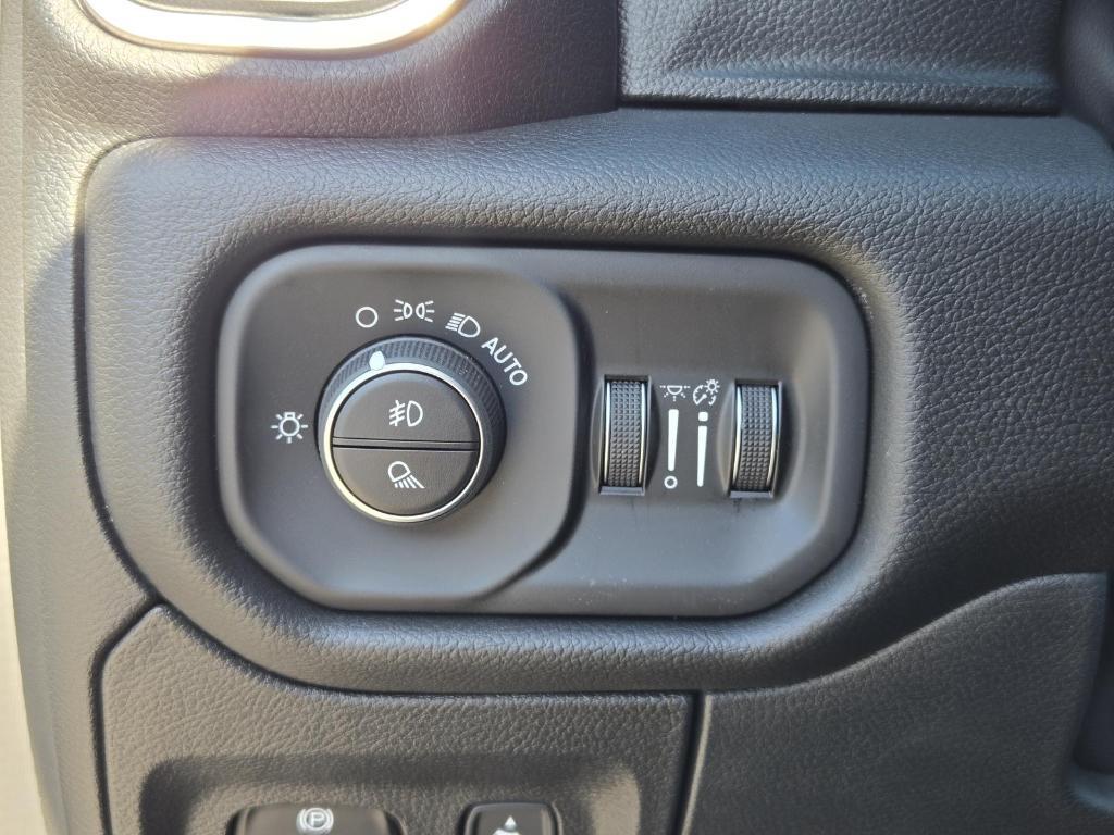 new 2025 Ram 1500 car, priced at $59,190