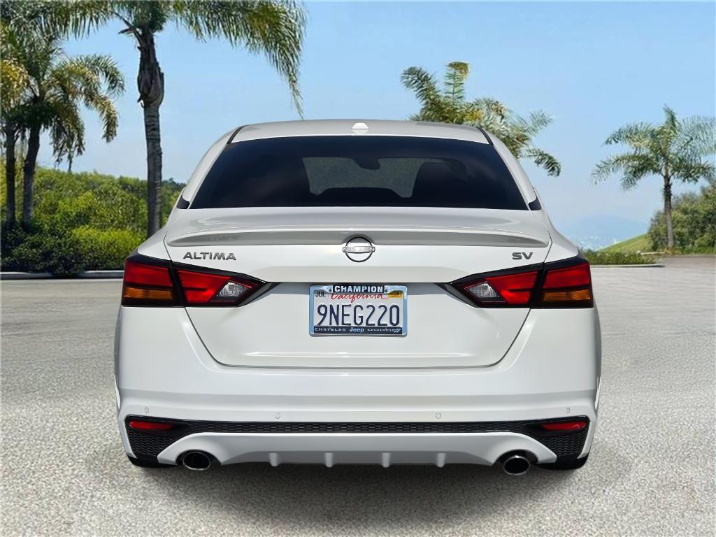 used 2024 Nissan Altima car