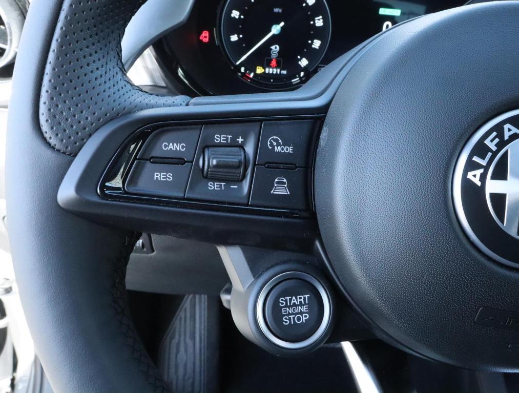 new 2025 Alfa Romeo Tonale car, priced at $50,725