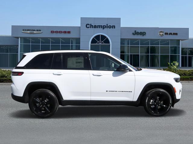 new 2025 Jeep Grand Cherokee car, priced at $45,940