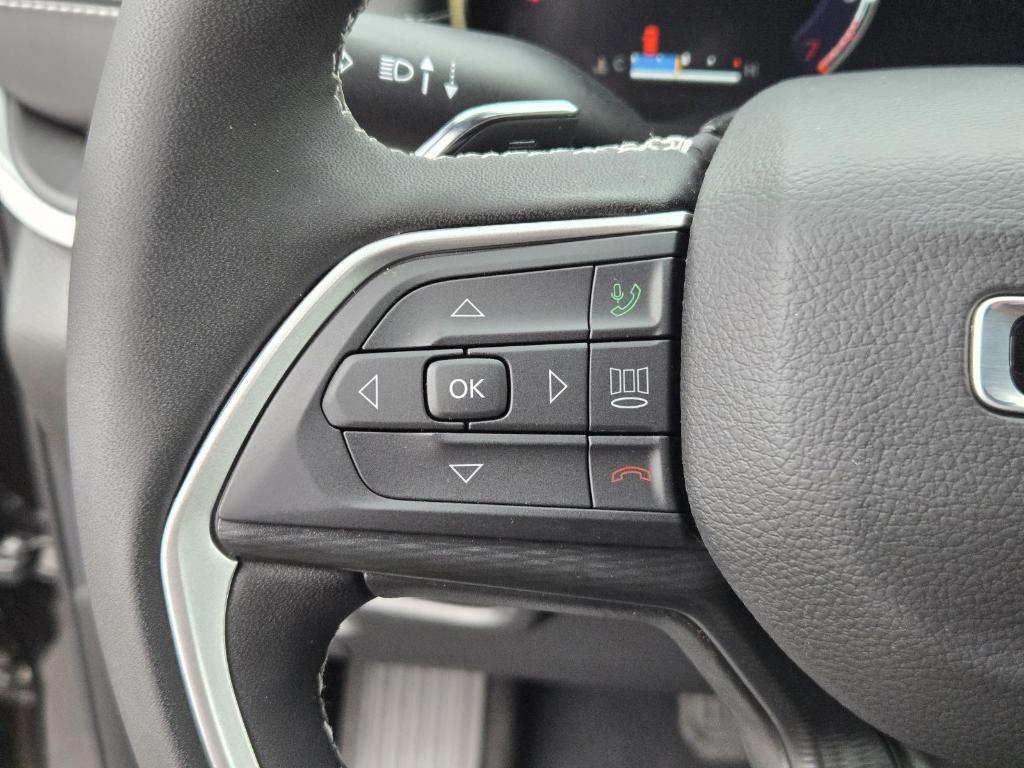 new 2025 Jeep Grand Cherokee L car, priced at $45,750