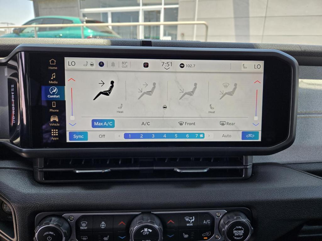new 2025 Jeep Gladiator car, priced at $48,735