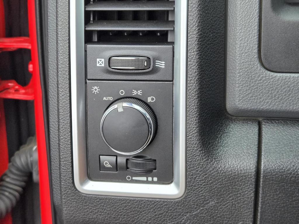 used 2013 Ram 1500 car, priced at $13,998
