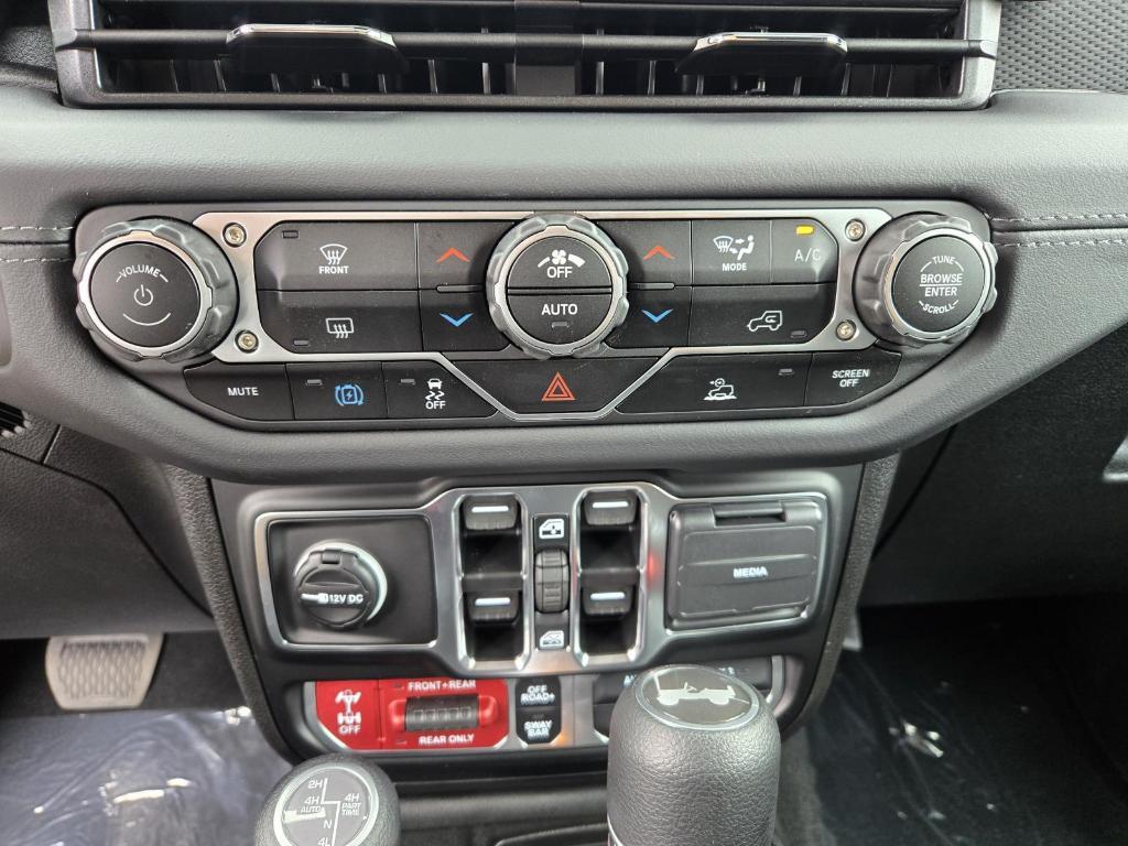 new 2025 Jeep Wrangler 4xe car, priced at $68,170