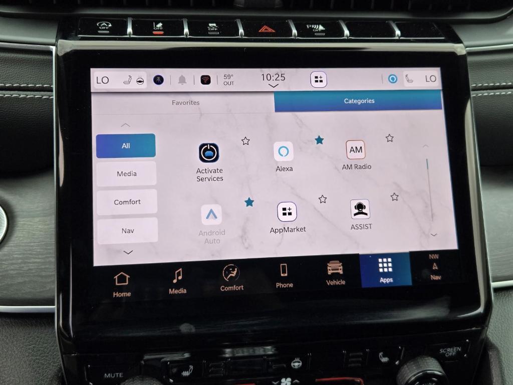 new 2025 Jeep Grand Cherokee car, priced at $52,140