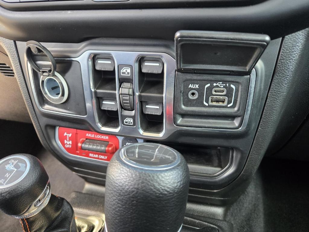 used 2023 Jeep Gladiator car, priced at $39,993
