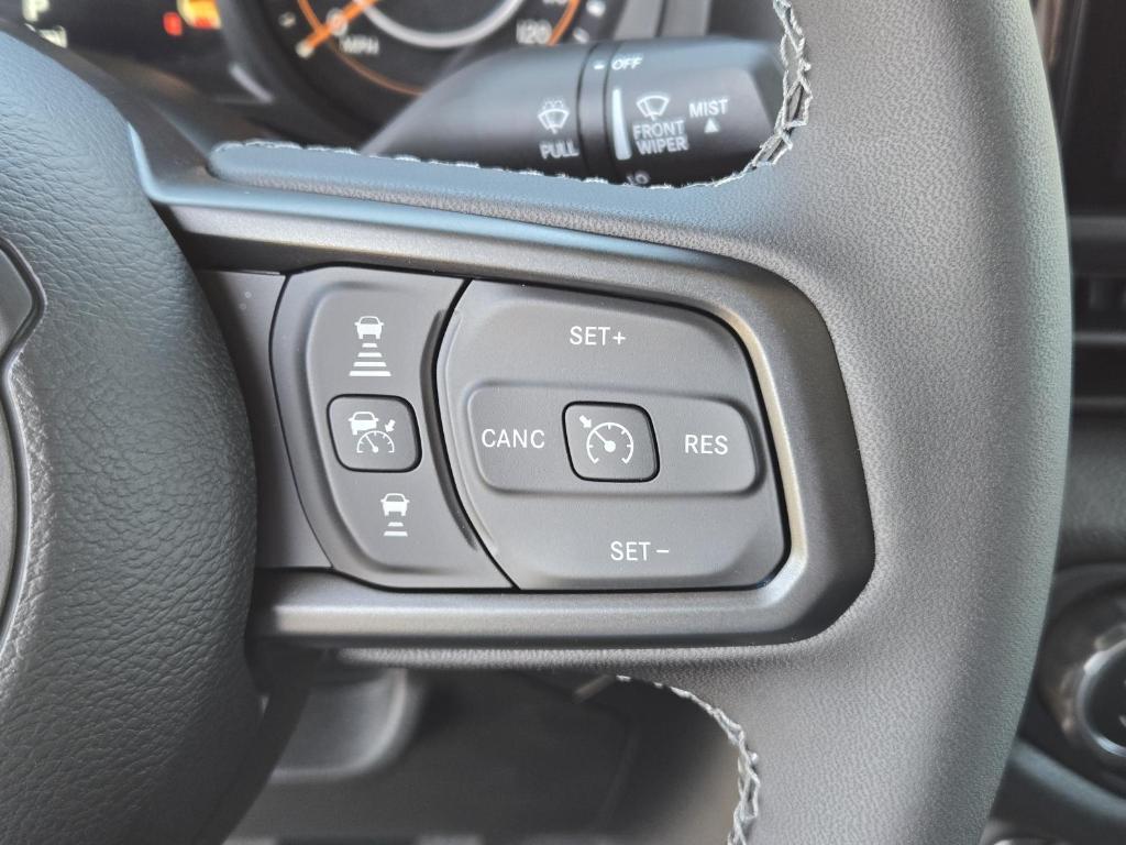 new 2025 Jeep Gladiator car, priced at $48,735