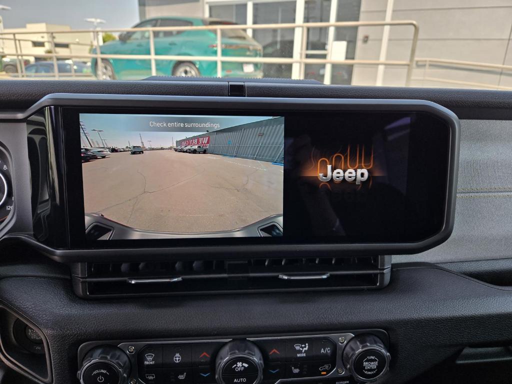 new 2025 Jeep Gladiator car, priced at $48,735